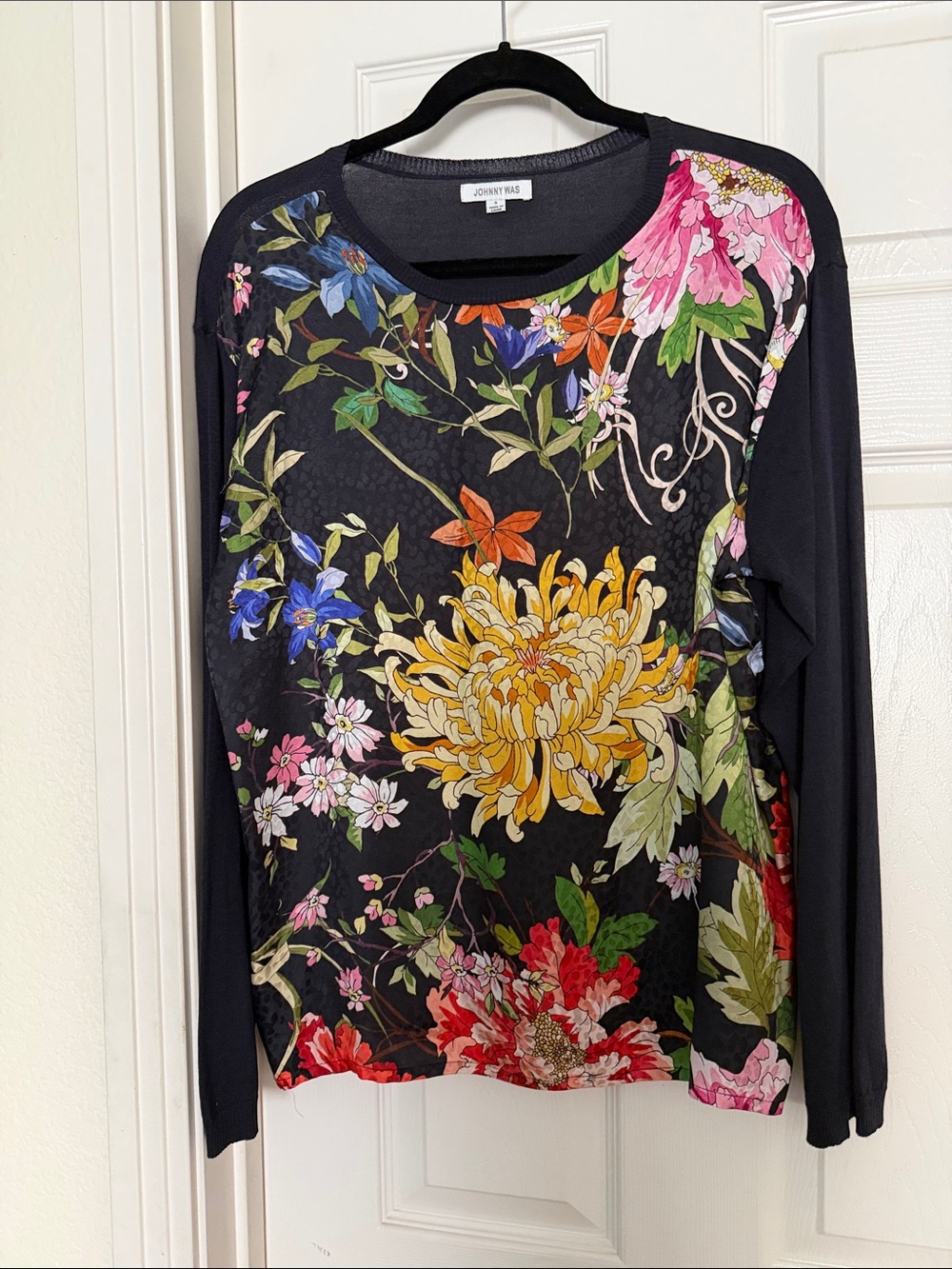 Gorgeous Johnny Was Black/Ink Floral Long-Sleeve Top with Multicolor Blooms